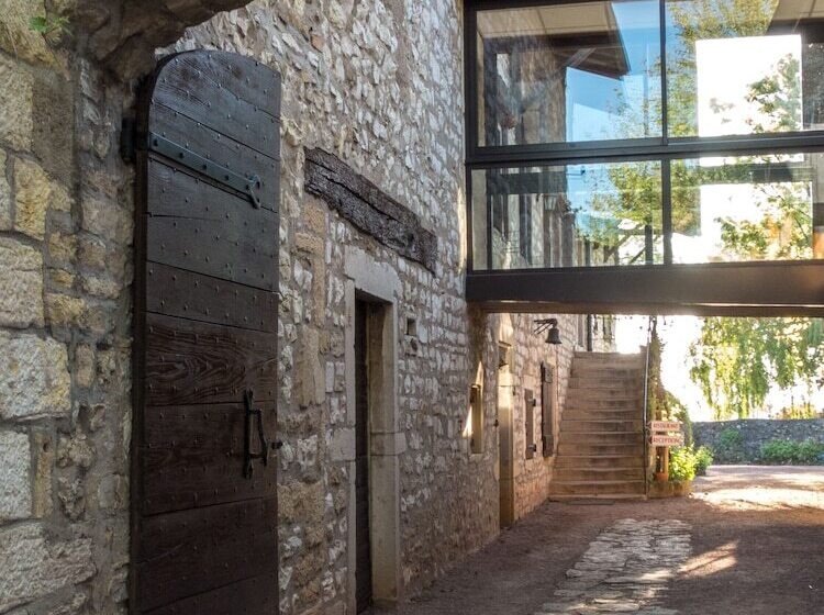 Мотель Logis Hôtel Restaurant La Vieille Ferme, Mâcon Nord