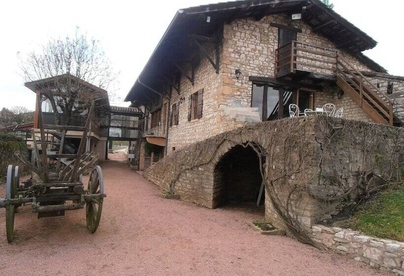 Мотель Logis Hôtel Restaurant La Vieille Ferme, Mâcon Nord