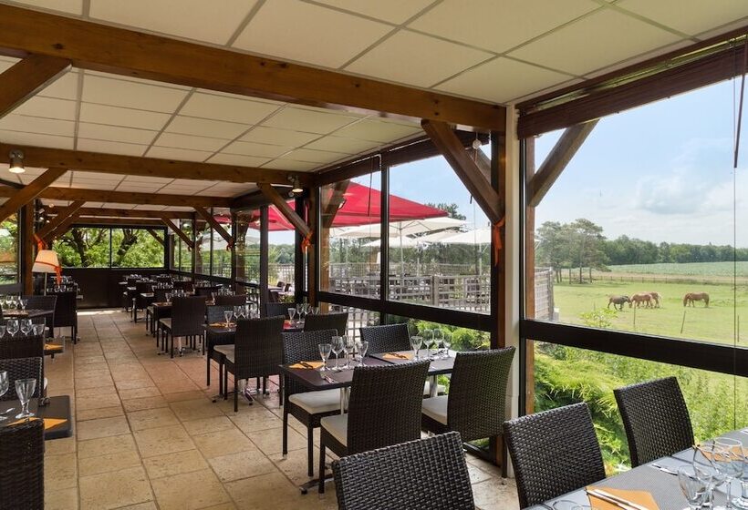 Мотель Logis Hôtel Restaurant La Vieille Ferme, Mâcon Nord