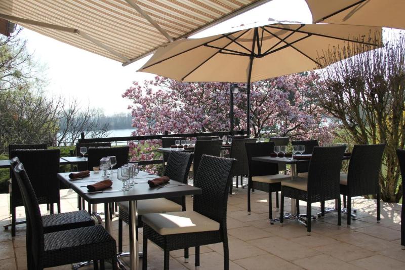 Мотель Logis Hôtel Restaurant La Vieille Ferme, Mâcon Nord