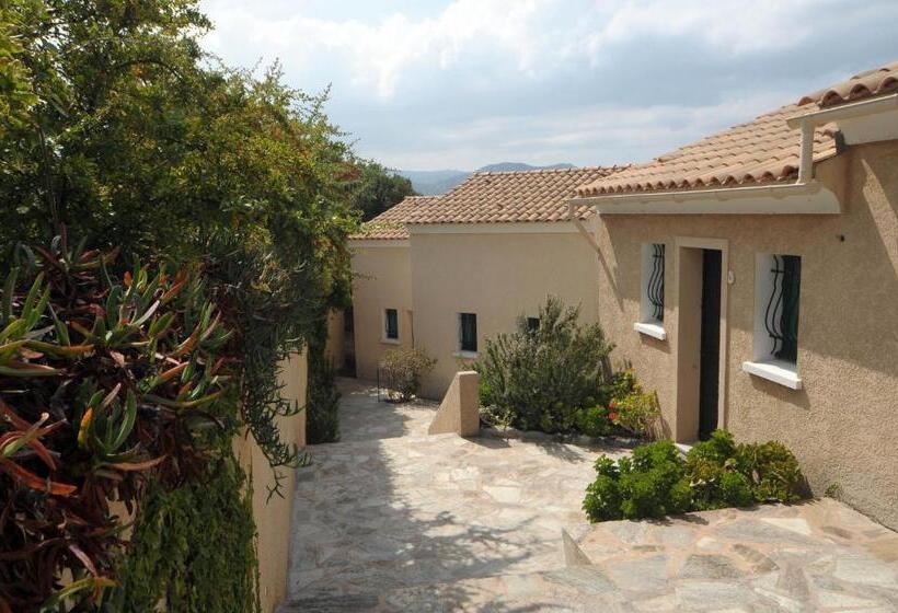 اقامتگاه Résidence Costa D'oru