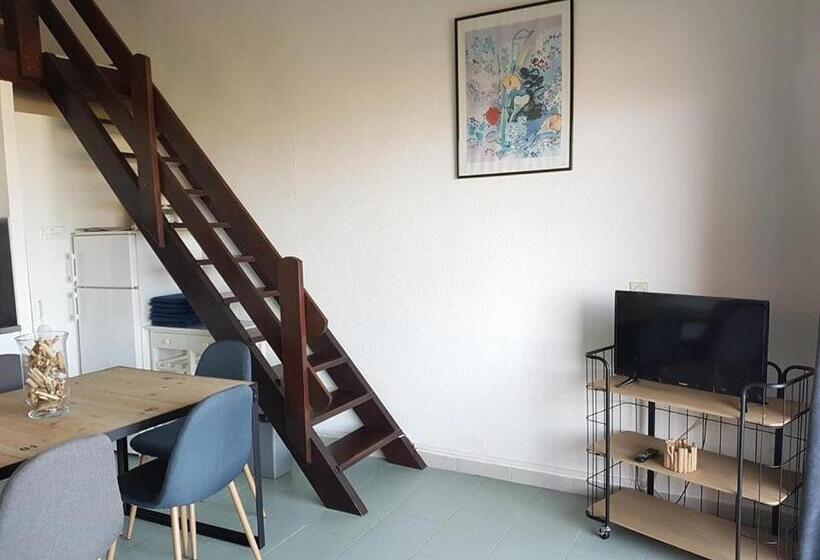 レジデンス Résidence Costa D'oru