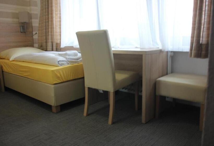 Airport Hotel Zum Taubengrund