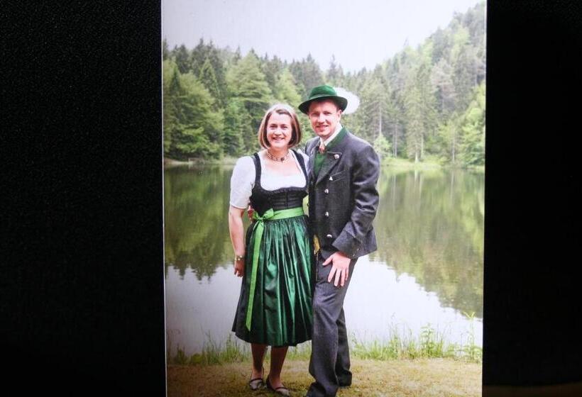 הוסטל Zum Kirchenbauer