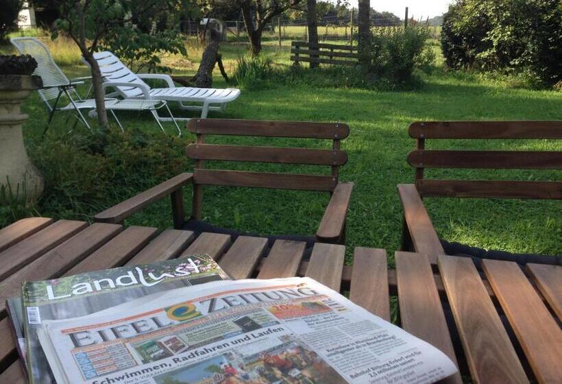 All Seasons Bed & Breakfast