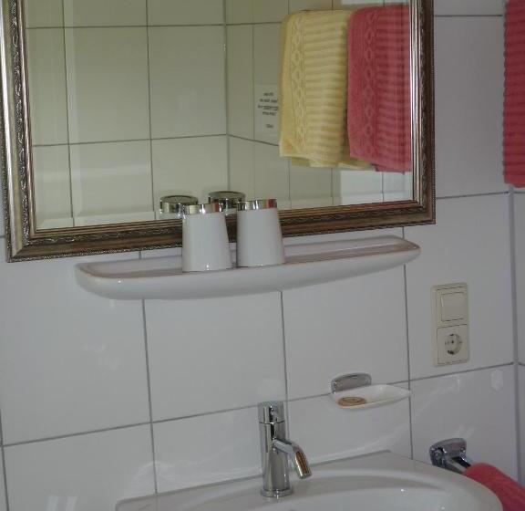 ベッドアンドブレックファースト Gesundheitshotel Haus Sonnenstein