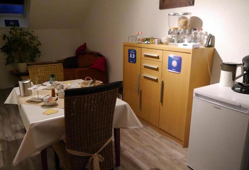 مبيت وإفطار Pension Heideweg