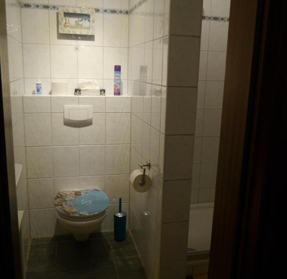 تختخواب و صبحانه Pension Heideweg