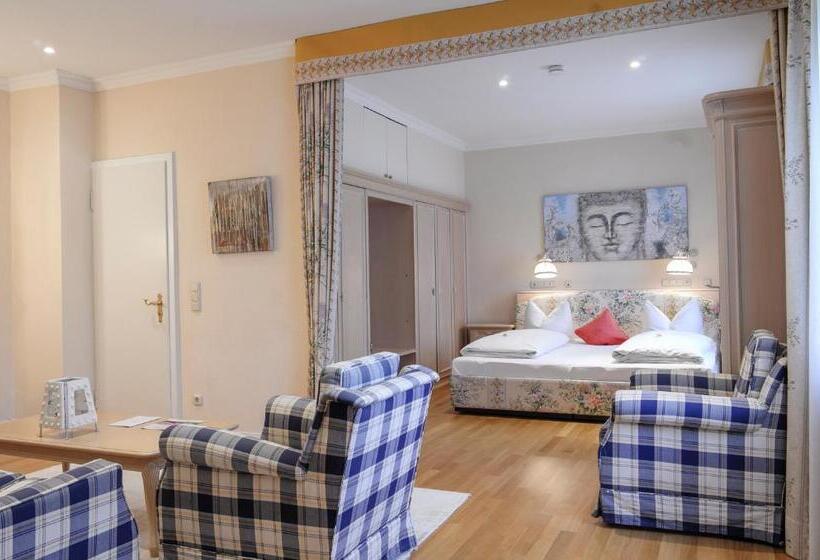 Bed and Breakfast Villa Adolphine