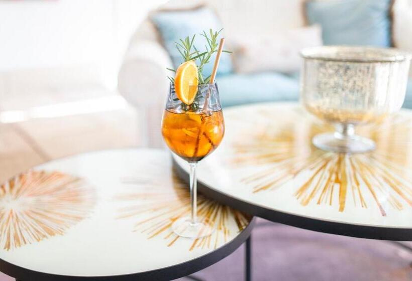 Bed and Breakfast Villa Adolphine