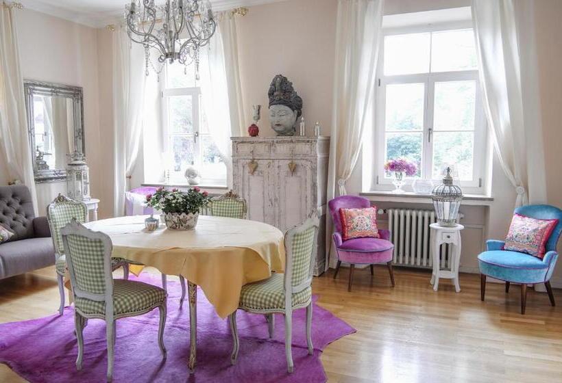 مبيت وإفطار Villa Adolphine
