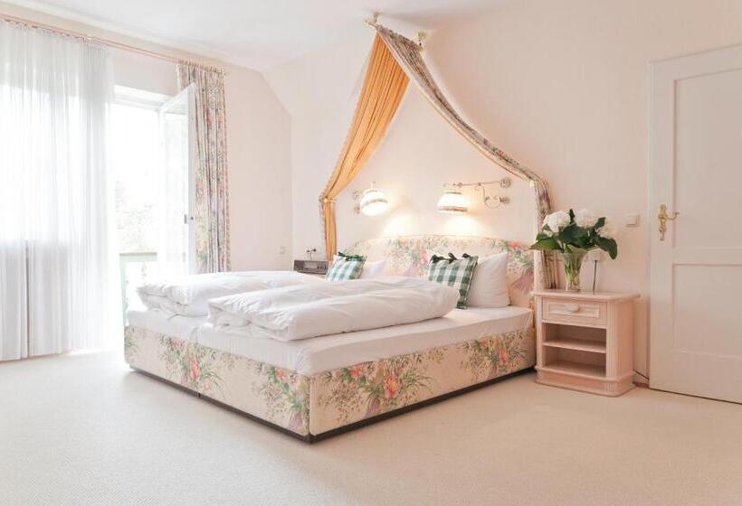 Bed and Breakfast Villa Adolphine