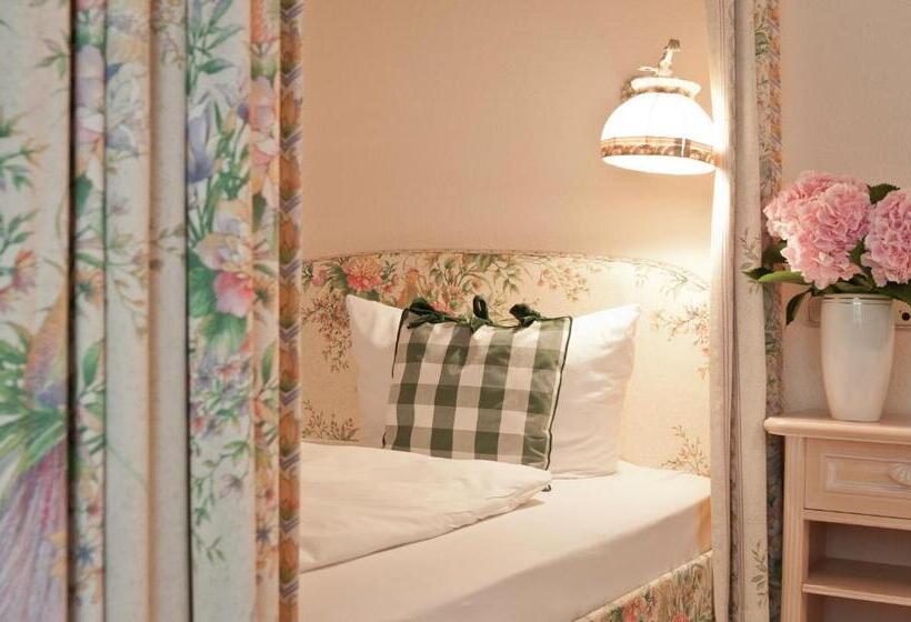 Bed and Breakfast Villa Adolphine