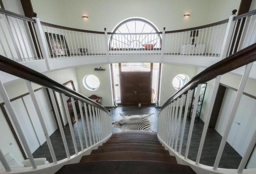 مبيت وإفطار Villa Altes Land