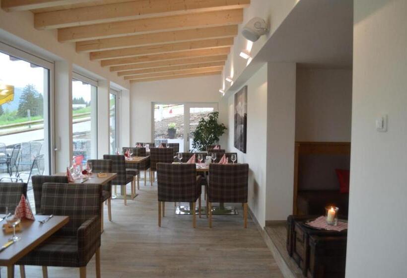 ホテル Alpenblick