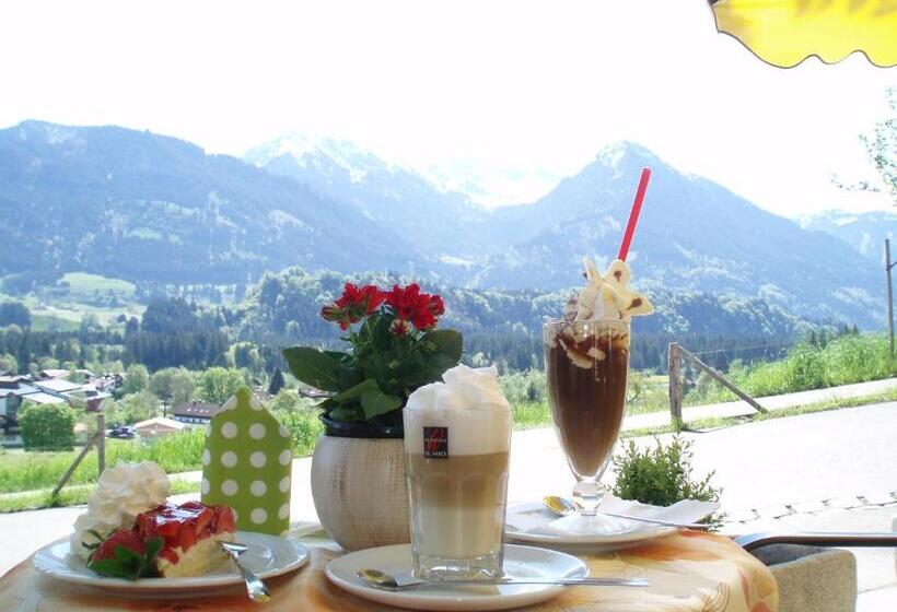 ホテル Alpenblick