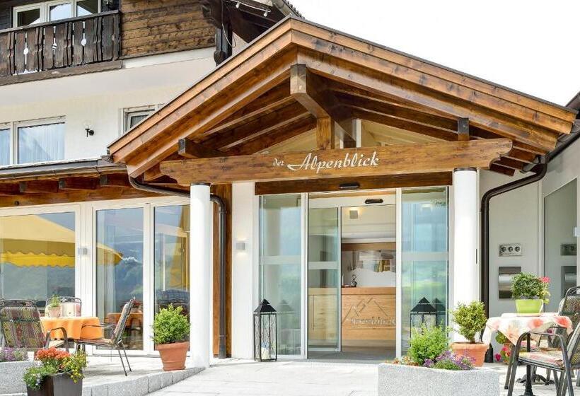 ホテル Alpenblick