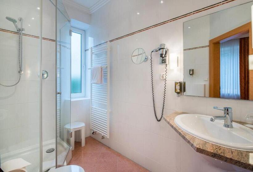 호텔 Asemann Planegg