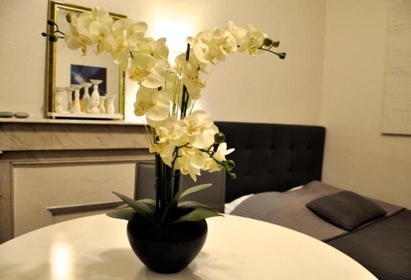 Отель Seayousoon Inn Cannes Studios