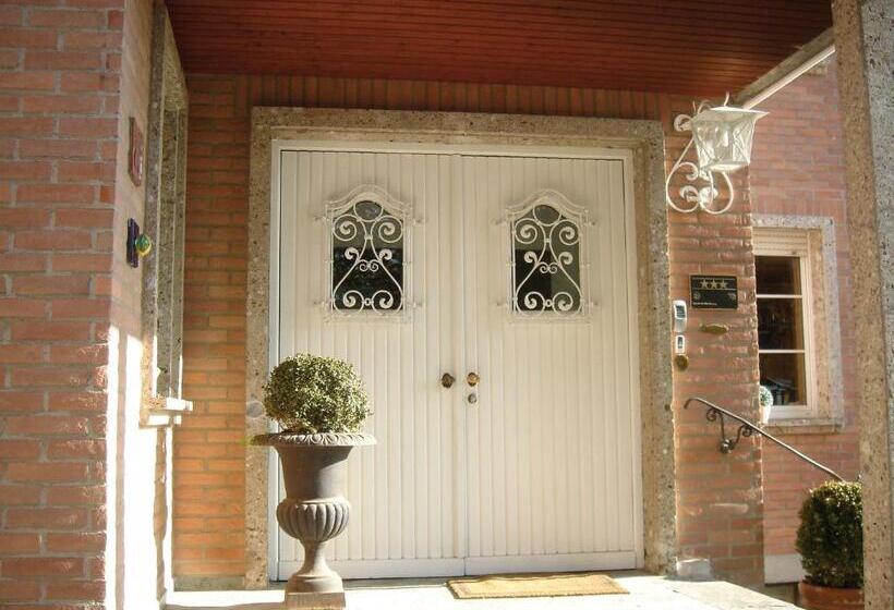 فندق B&b Bredl In Der Villa Ballestrem