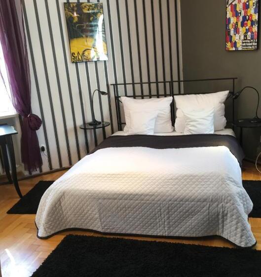 فندق B&b Bredl In Der Villa Ballestrem