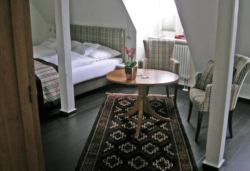 Отель & Café Kleinergrünauer