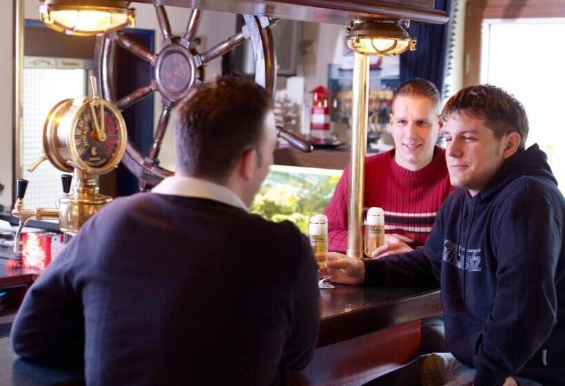 Отель Cafe Rosi