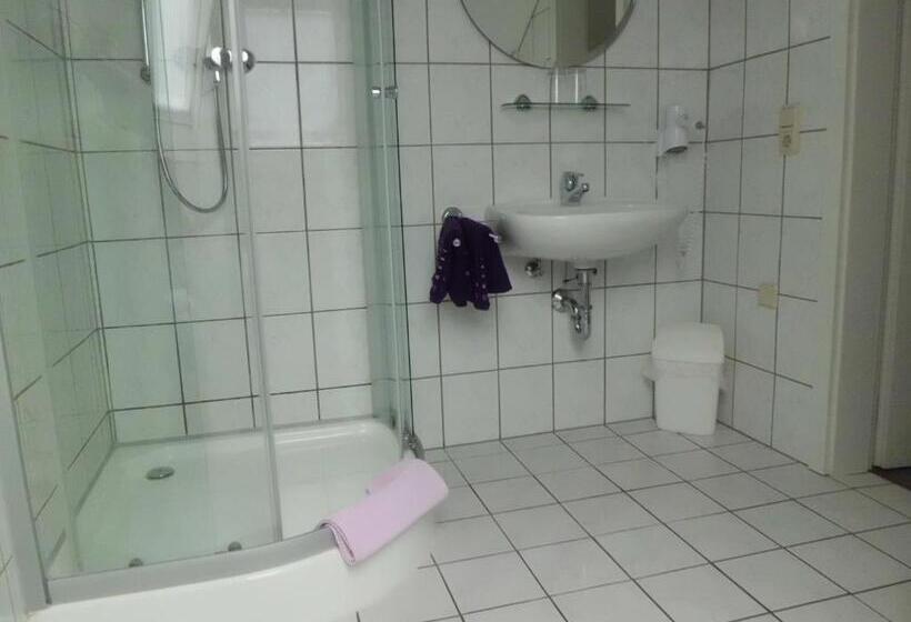 Отель Cafe Rosi