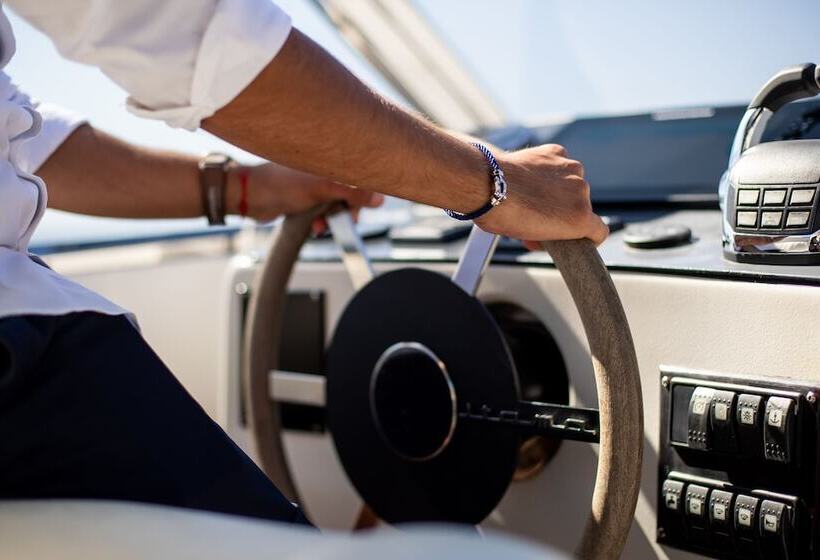 Отель Cala Di Greco