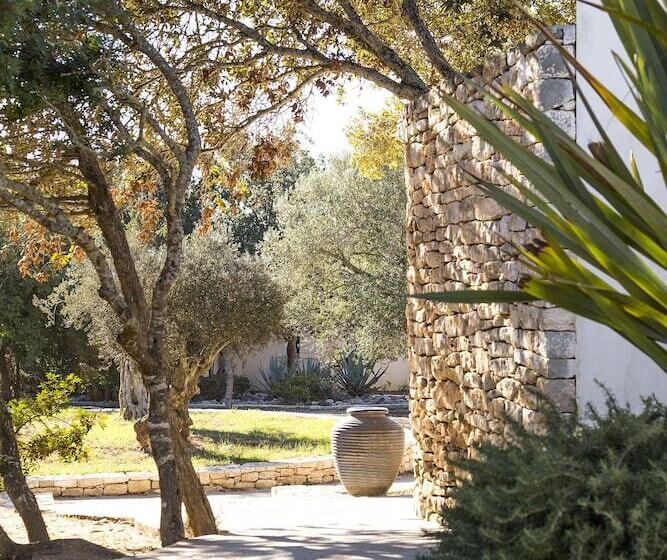 Отель Cala Di Greco