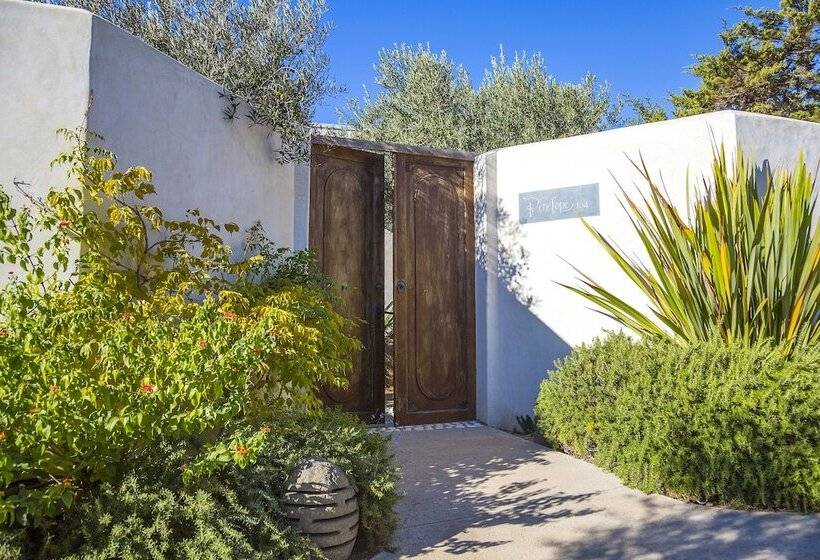 Отель Cala Di Greco