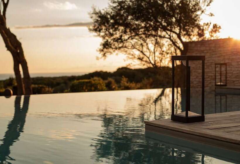 Отель Cala Di Greco