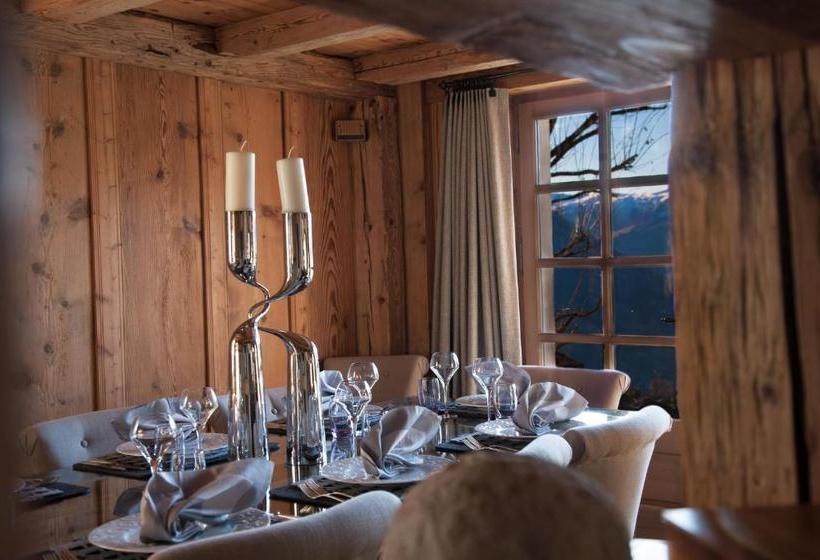 Отель Chalet La Ferme Des Petites Frasses