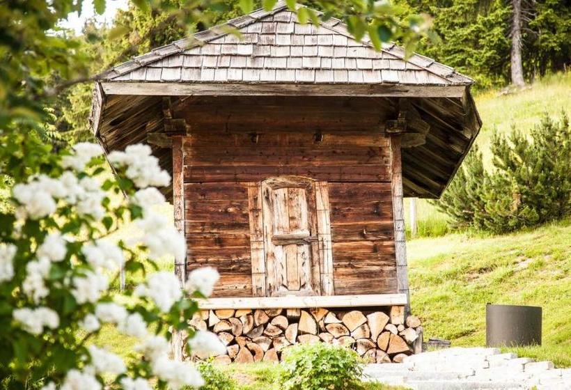 Отель Chalet La Ferme Des Petites Frasses