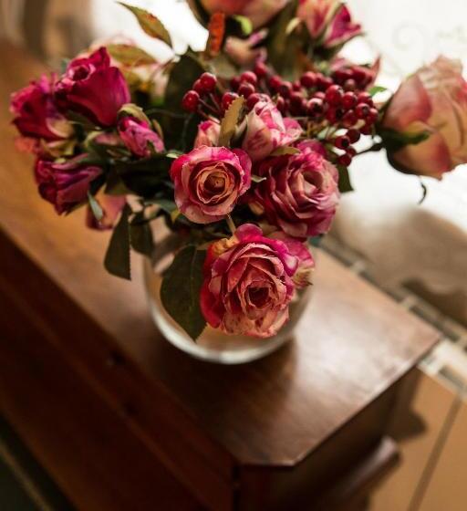 هتل Chambre D Hotes Le Petit Tertre