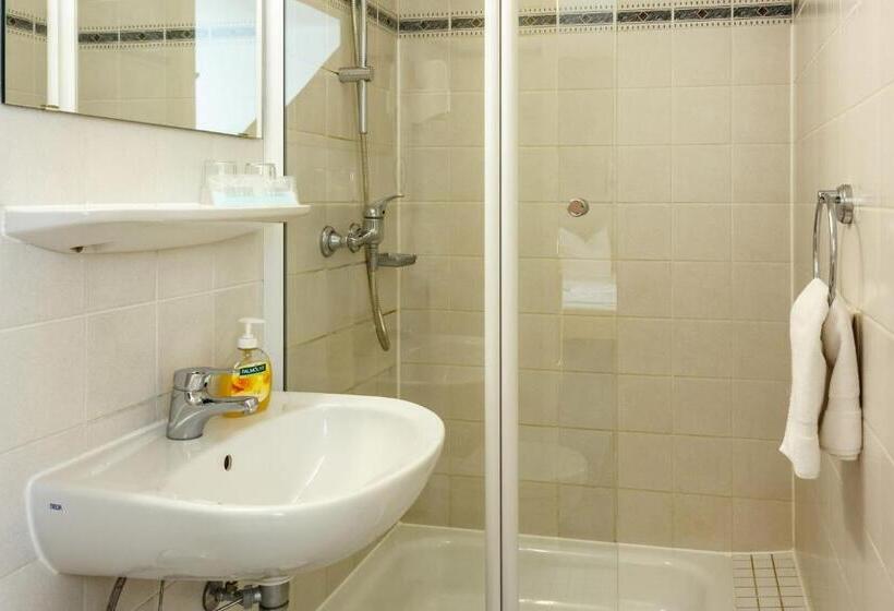 ホテル Citypension Dessauroßlau