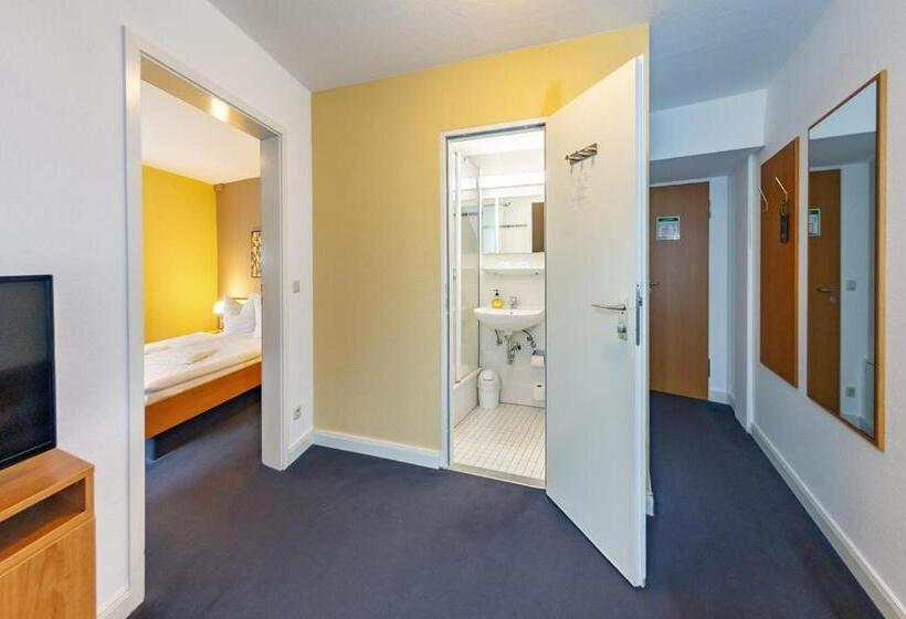 ホテル Citypension Dessauroßlau