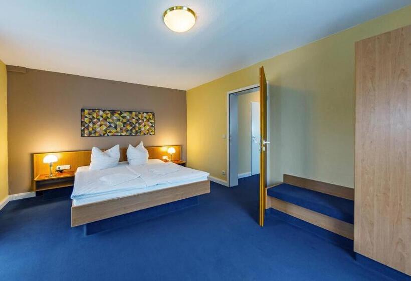 ホテル Citypension Dessauroßlau