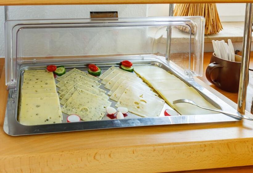 ホテル Citypension Dessauroßlau