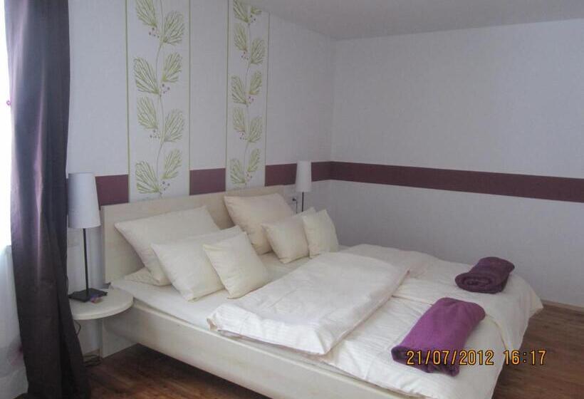 בית מלון כפרי Dah Inn