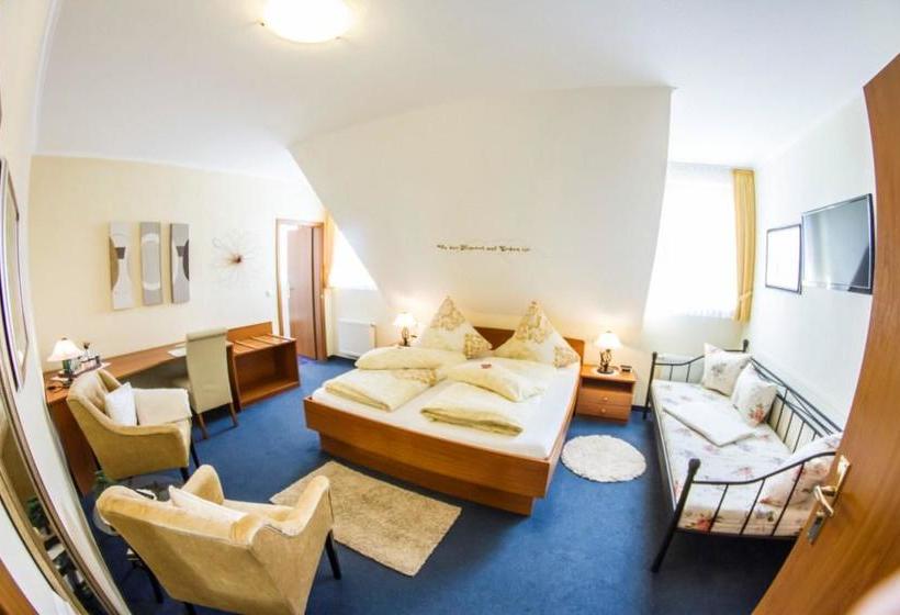 هتل Das Kleine Altstadt