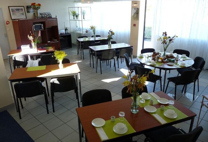 בית מלון כפרי De La Gare