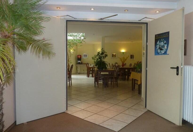 בית מלון כפרי Edelstein