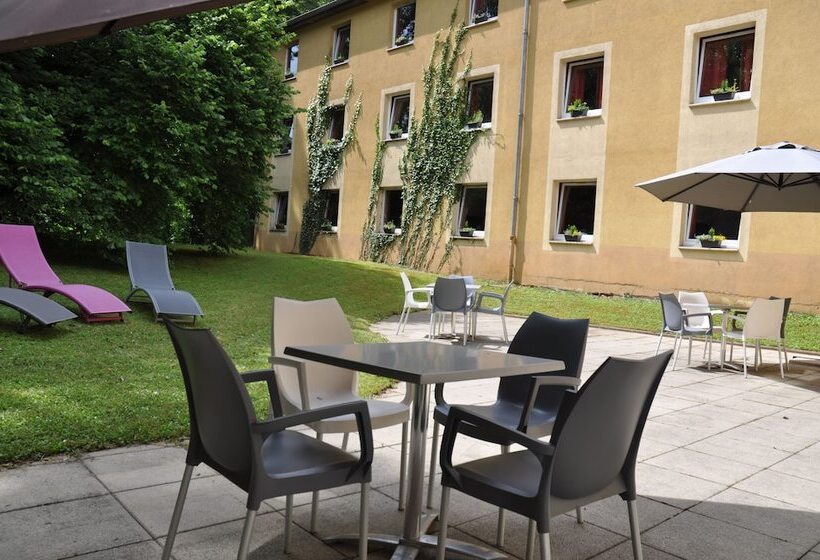 Отель Enzo Hôtels Premier Prix   Logis Amnéville