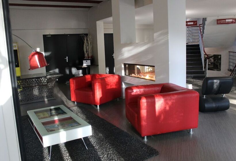 Отель Enzo Hôtels Premier Prix   Logis Amnéville