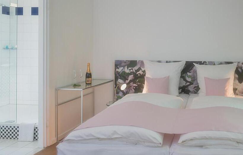 호텔 Eurostrand Resort Moseltal