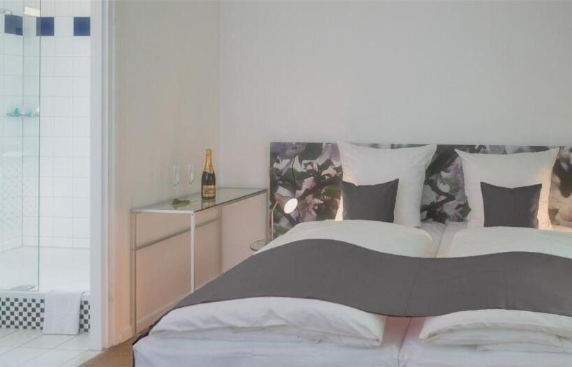 호텔 Eurostrand Resort Moseltal