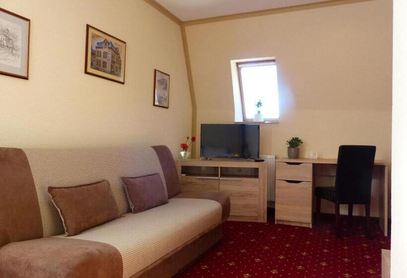 فندق Friedchen Mit Eigener Fleischerei