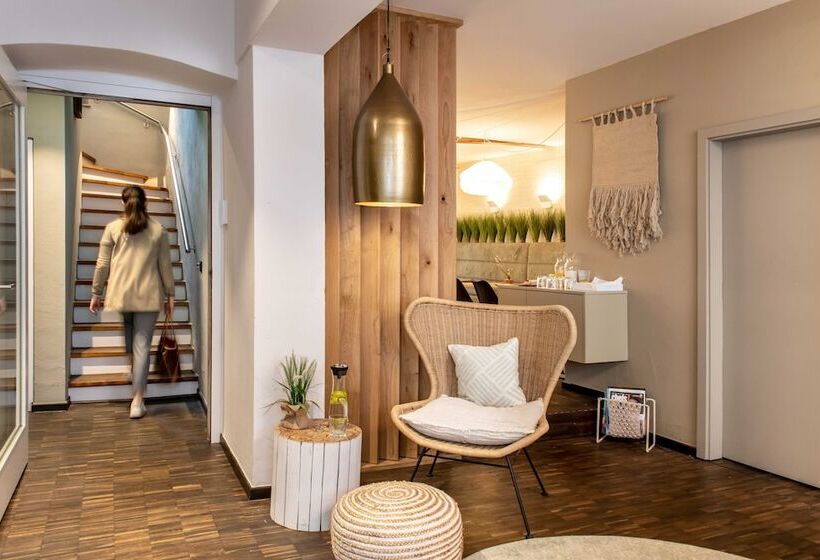 Отель Fuchs Life Style Mit Night Life