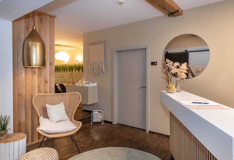 Отель Fuchs Life Style Mit Night Life